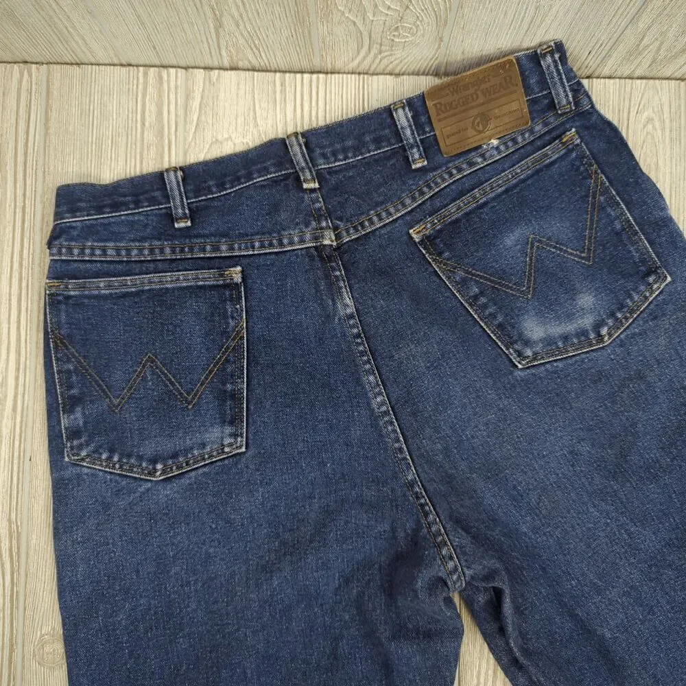 Vintage Wrangler Ruggedwear Men's Size 34x36 Blue Classic Straight Leg Jeans